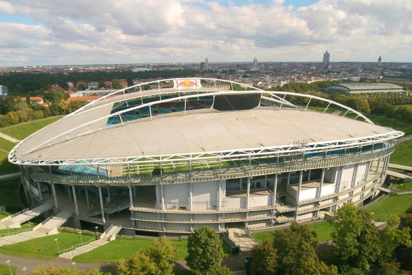 萊比錫紅牛的主場在哪里？